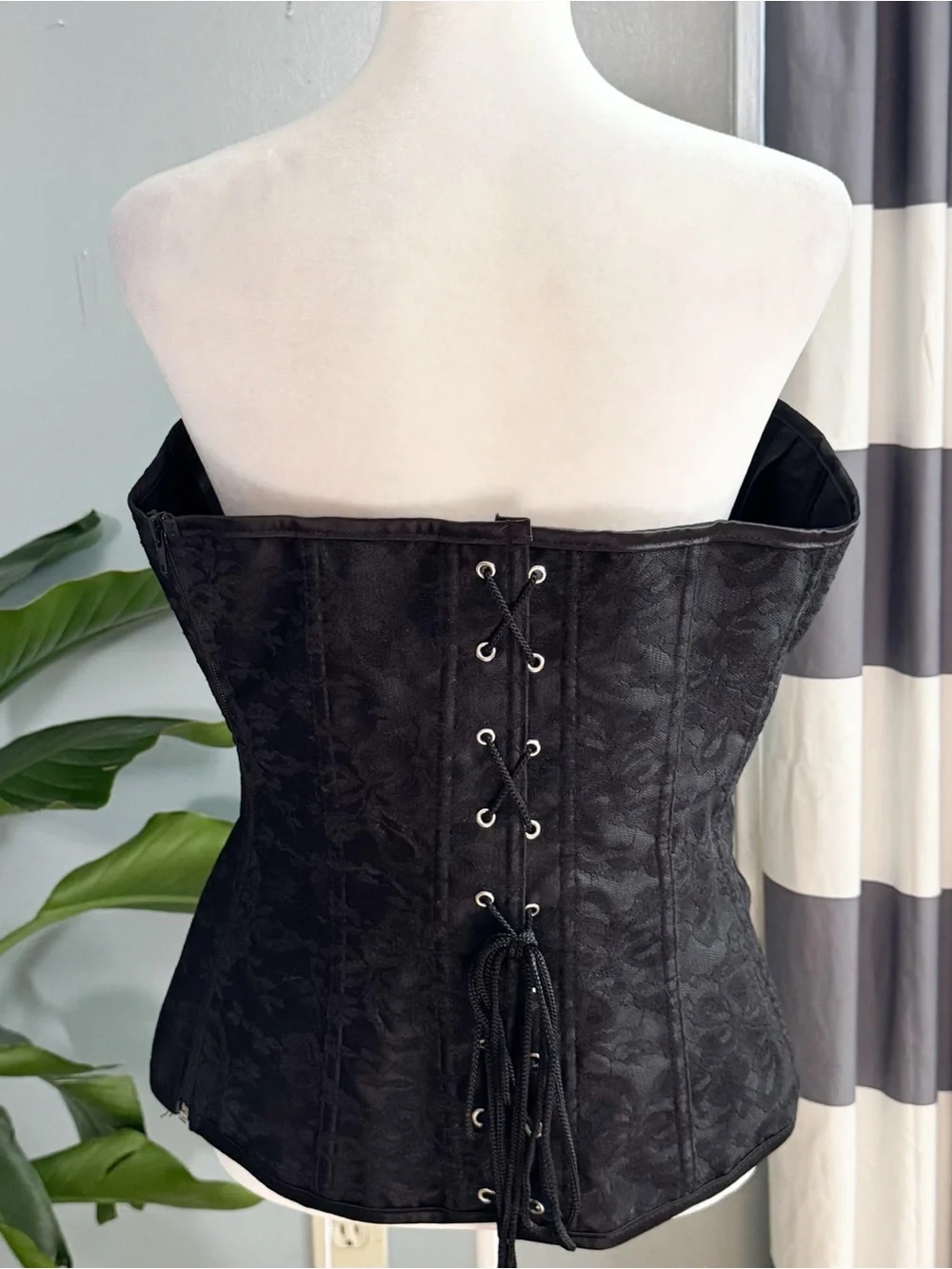 Vintage 90s Intimate Attitudes Black Lace Corset Bustier Size 40